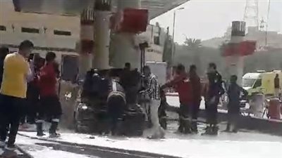محافظ أسوان يتابع جهود احتواء حريق بسيارة داخل إحدى محطات الوقود دون وقوع إصابات