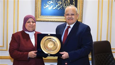 صدور قرار جمهوري بتعيين الدكتورة فاطمة عابد عميدة لكلية التمريض بجامعة القاهرة