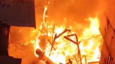 السيطرة على حريق داخل عشش بسوق السد العالي في البساتين |صور 