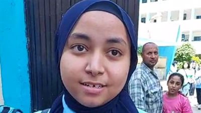 صعب ومحتاج طالب متميز.. آراء طلاب الأول الثانوي بالجيزة في امتحان اللغة الإنجليزية | بث مباشر