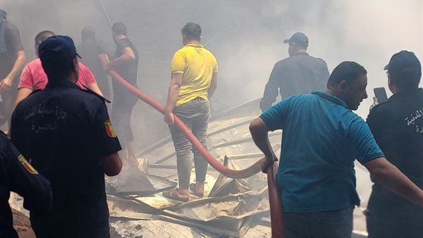 حريق مخزن أخشاب بالبحيرة