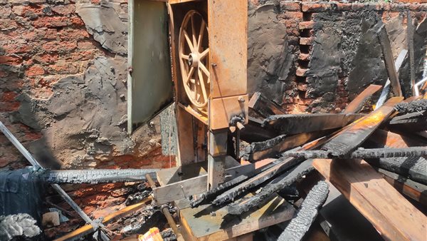 حريق مخزن أخشاب -