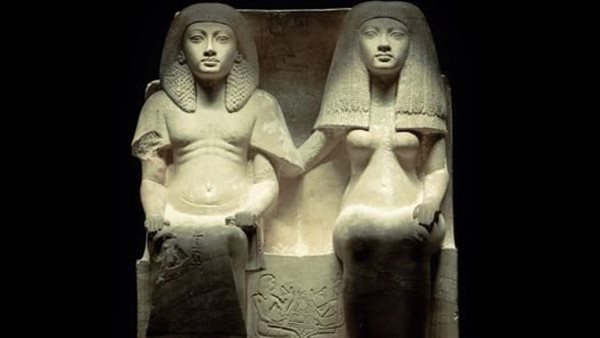  تمثال مزدوج للزوجان