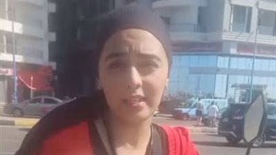 قصة كفاح سائقة سكوتر لتوصيل الفتيات بالإسكندرية: بسعى عشان أحقق حلمي.. والانتقادات متهمنيش| بث مباشر