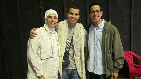 الفنان طه دسوقي -