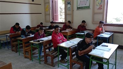 تداول أسئلة مزعومة لامتحان العلوم للشهادة الإعدادية بالمنيا.. والتعليم تحقق 