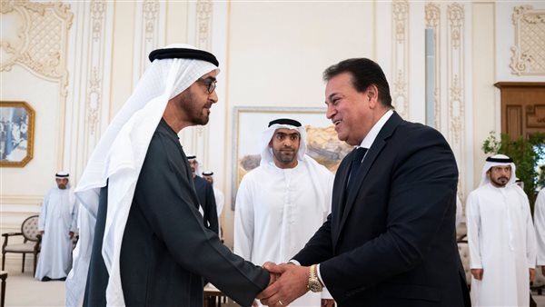 رئيس الإمارات ووزير