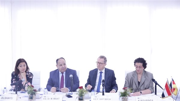 وزير المالية في الملتقى