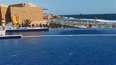 افتتاح 2000 غرفة فندقية.. شاطئ مرسم علم يستعد لاستقبال السائحين| بث مباشر 