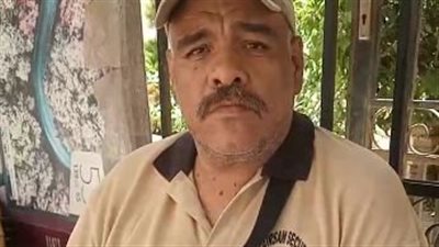 فرد أمن كمبوند شهير بالمقطم يروي تفاصيل تعدي محام عليه أثناء عمله: هددني علشان بعمل شغلي| بث مباشر