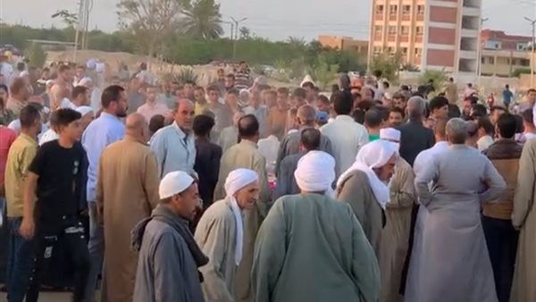 جانب من الجنازة 