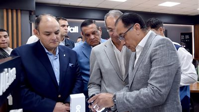 مدبولي: سامسونج توطن صناعة التقنيات الحديثة.. ومستعدون لتوفير الحوافز للنفاذ للأسواق الخارجية