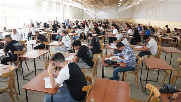 امتحانات جامعة عين
