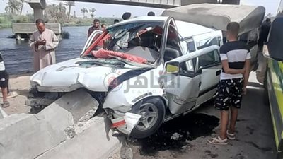 مصرع سيدة وإصابة 5 أشخاص في تصادم سيارة وموتوسيكل بأسيوط |صور