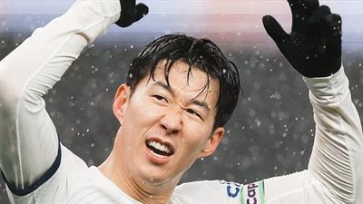 تقارير: سون هيونج مين على أعتاب الأهلي