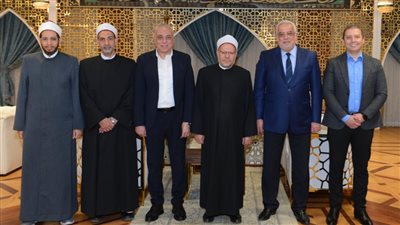 لمنع البلبلة والجدل.. السياحة تشيد بالتعاون مع الإفتاء لتوعية الحجاج والمعتمرين