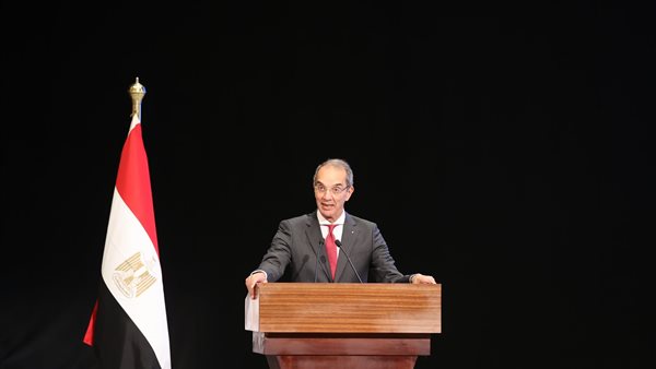 وزير الاتصالات