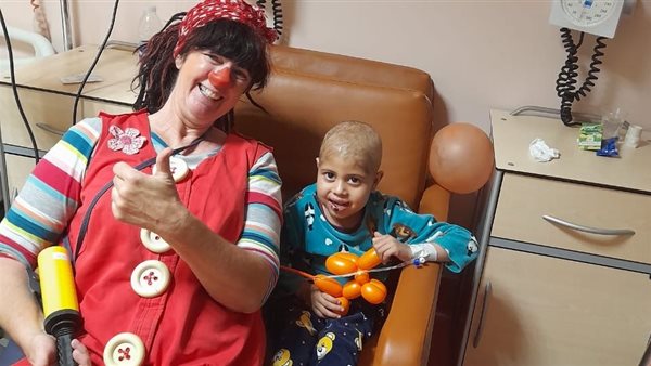 سائحة بلجيكية تدخل