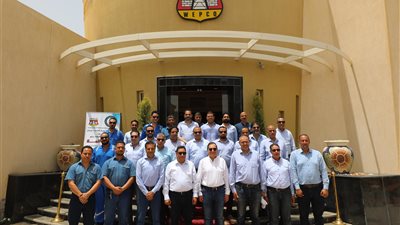 مصر ترفع قدرة ميناء الحمراء البترولي لاستيعاب 9 ملايين برميل نفط