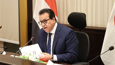 بإجراء عملية جراحية.. فريق طبي بمستشفى القناطر الخيرية ينقذ حياة سيدة فلسطينية 