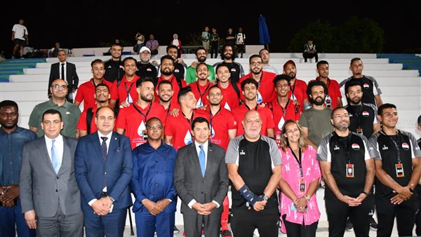 زيارة وزير الرياضة