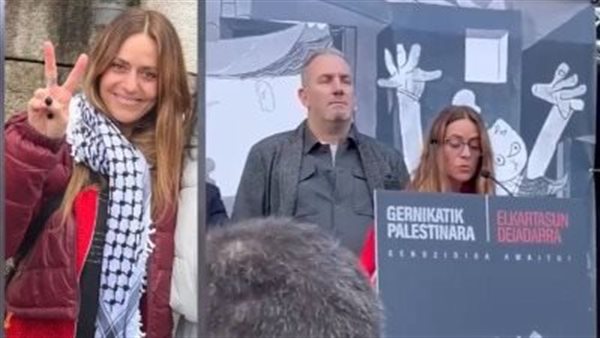 نجوم عالميون يدعمون