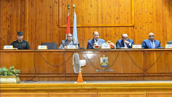 محافظ أسيوط