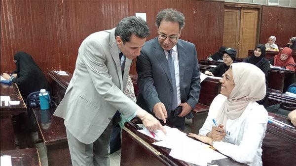 جانب من امتحانات