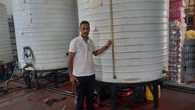 التموين: ضبط 17 طن زيوت سيارات مجهولة المصدر