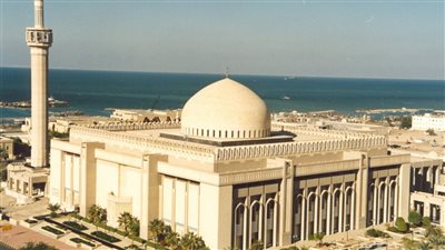 درجة الحرارة في الكويت اليوم… 44 بمطار الكويت الدولي