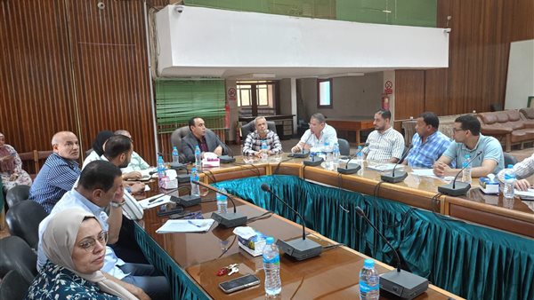 اجتماع رئيس جهاز