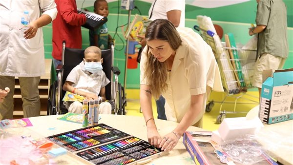 أمريكية عانت من السرطان