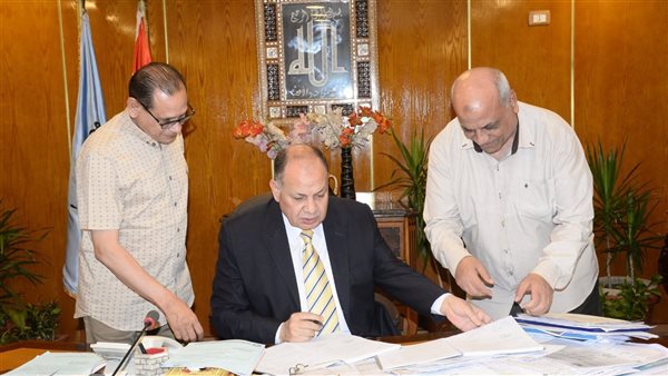 محافظ أسيوط