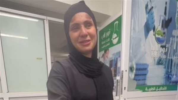 البلوجر سارة