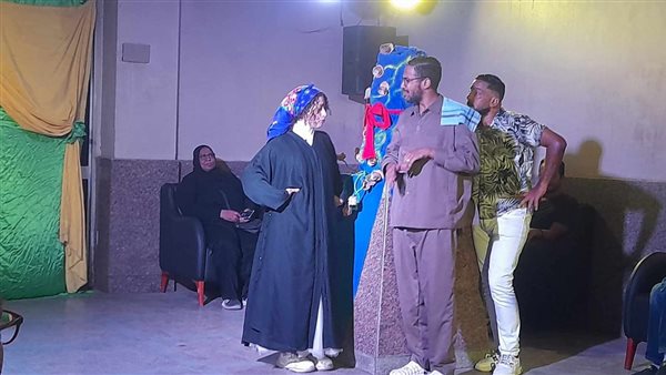 العرض المسرحي