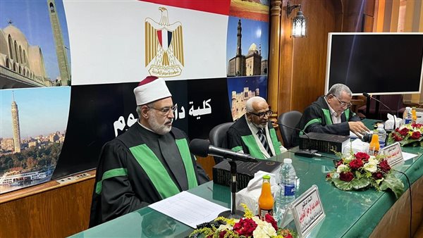 جانب من مناقشة الرسالة