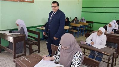 اليوم.. طلاب الدبلومات الفنية بجنوب سيناء يؤدون امتحاني اللغة الإنجليزية والفيزياء 