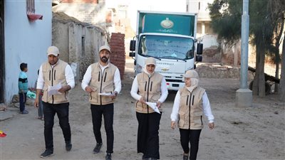 إعانات شهرية وعلاج وترميم منازل.. بيت الزكاة يغطي احتياجات 800 أسرة بالشرقية 