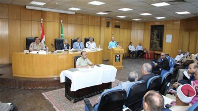 محافظ المنيا يرفع درجة الاستعداد لاستقبال عيد الأضحى المبارك