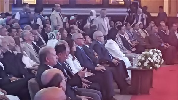 وزير الشباب والرياضة