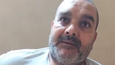 أحد متضرري حريق مخزن بإمبابة: كنت مرعوب لأني قاعد على كرسي متحرك | بث مباشر