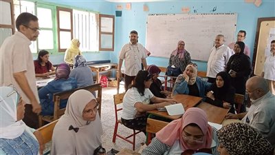 لليوم الثاني استمرار أعمال التصحيح ورصد الدرجات لامتحانات الشهادة الإعدادية بالبحر الأحمر