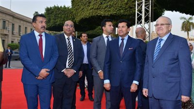 رئيس جامعة القاهرة: نعمل على إعداد خريجين يمتلكون قدرات المنافسة في سوق العمل 