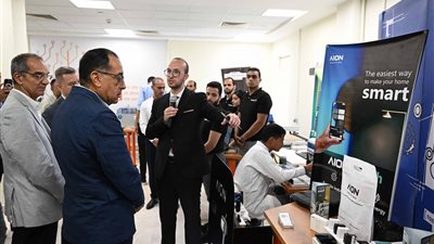 وزير الاتصالات: نوفر بيئة متكاملة لدعم إنتاج الإلكترونيات بدءًا من الفكرة وحتى التصنيع