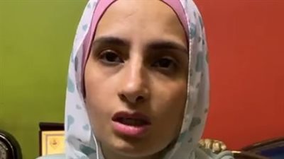 أب يعتدي على ابنته ويعذبها بالهرم.. ووالدتها: ضربها بالسلك وشد ودنها بالزرادية | بث مباشر