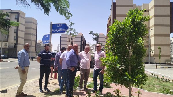 مسئولو الإسكان خلال