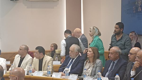 أشرف زكي ومصطفى كامل