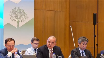  رئيس الرقابة المالية يشارك في اجتماع مجلس إدارة الأيوسكو باليونان