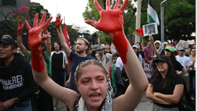 أمام سفارة إسرائيل.. الشرطة المكسيكية تلجأ للغاز المسيل للدموع للتصدي لمظاهرات عارمة مطالبة بوقف العدوان على رفح الفلسطينية