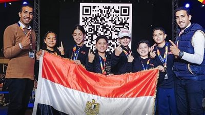 طلاب هندسة السويس يحصدون المراكز الأولى في البطولة العالمية للروبوت| صور 